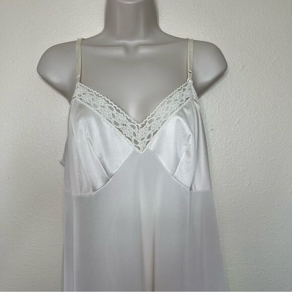 Vintage 70s 80s Vanity Fair Full Slip Lace Trim Cream Beige Women 40-42 Made USA - Picture 3 of 12